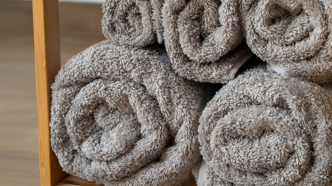 How to Maintain the Softness of Bath Towels for Years