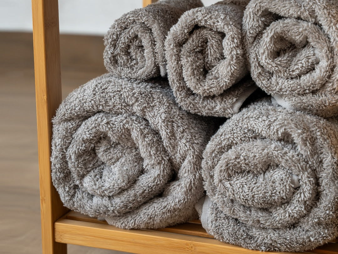 How to Maintain the Softness of Bath Towels for Years