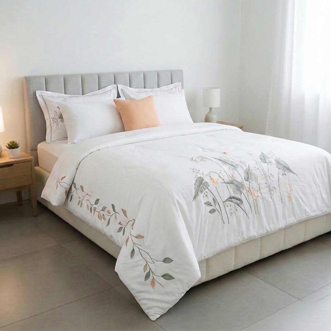 Still Using the Same Comforter? Here’s Why It Might Be Affecting Your Sleep and Hygiene